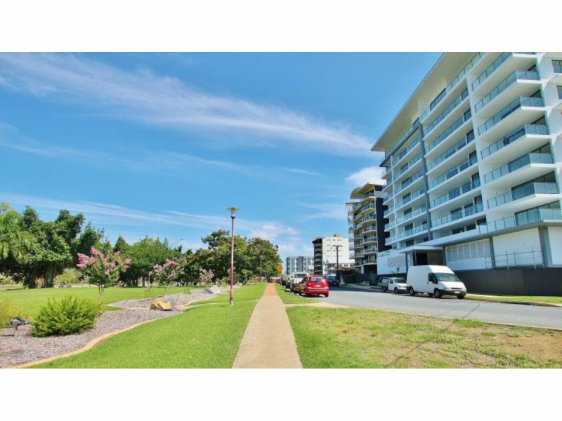 402/2-4 Victoria Parade, Rockhampton City QLD 4700
